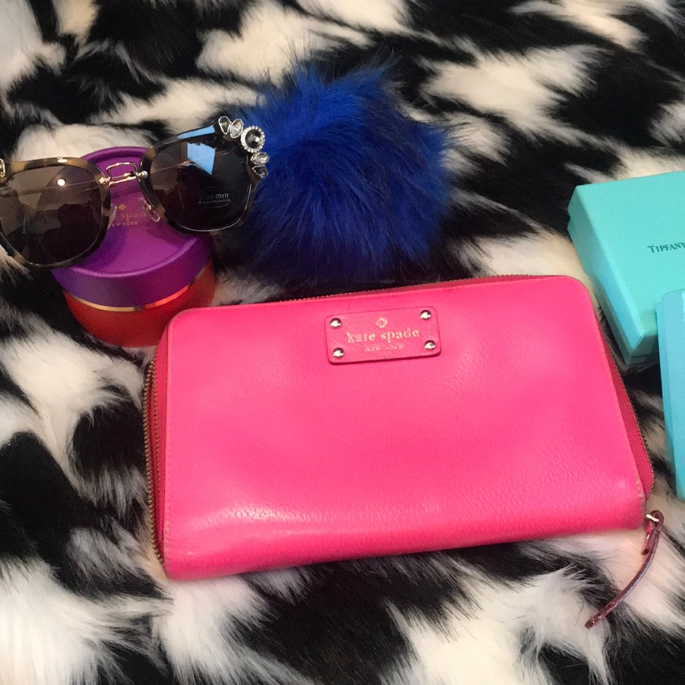 Kate Spade ♠️ Travel Wallet